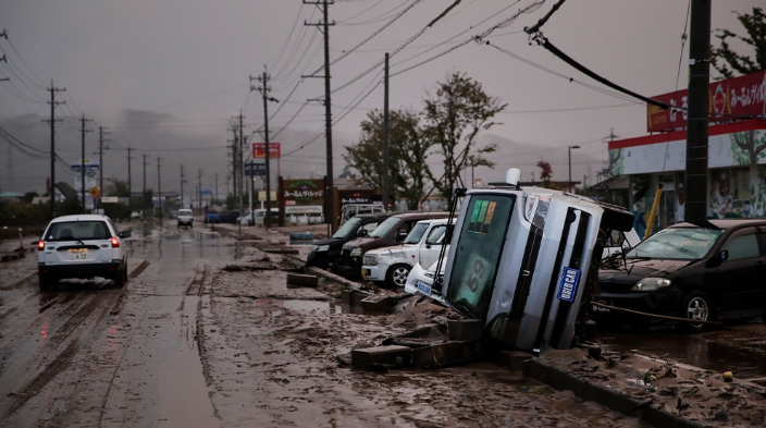 Japan typhoon death toll climbs as hopes for missing fade