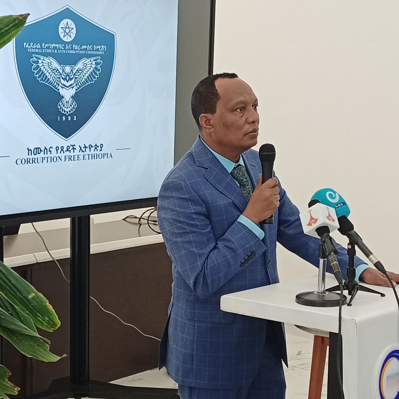 "የዕድገታችን ጠላት የሆነውን ሙስና በጋራ በመታገል ከሙስና የፀዳ ሥርዓትን መዘርጋት ያስፈልጋል" ፦ ዶ/ር አለሙ ስሜ