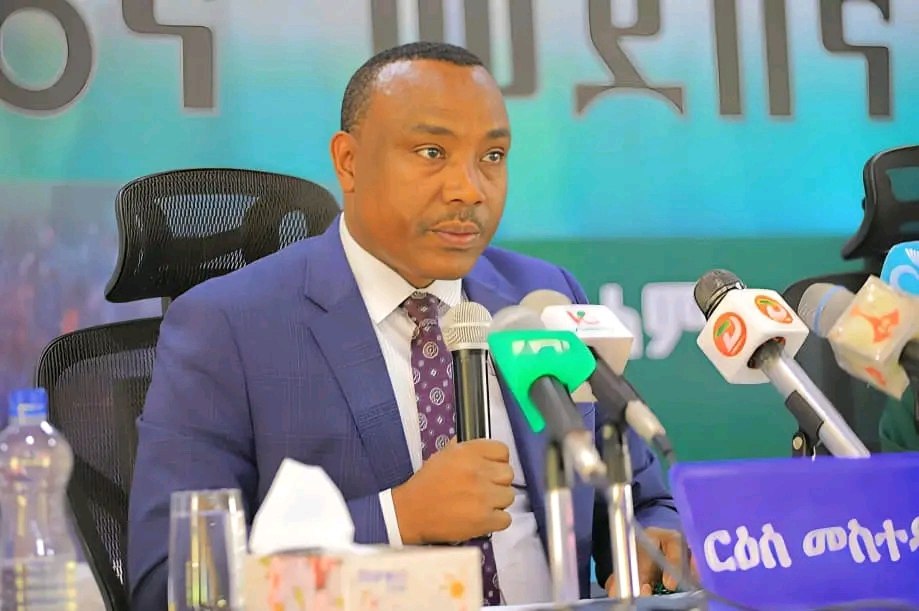 በክልሉ ብልሹ አሰራር ውስጥ የገቡ 196 አመራሮች ከኃላፊነት ተነስተዋል፡- የደቡብ ምዕራብ ኢትዮጵያ ህዝቦች ክልል ርዕሰ መስተዳድር