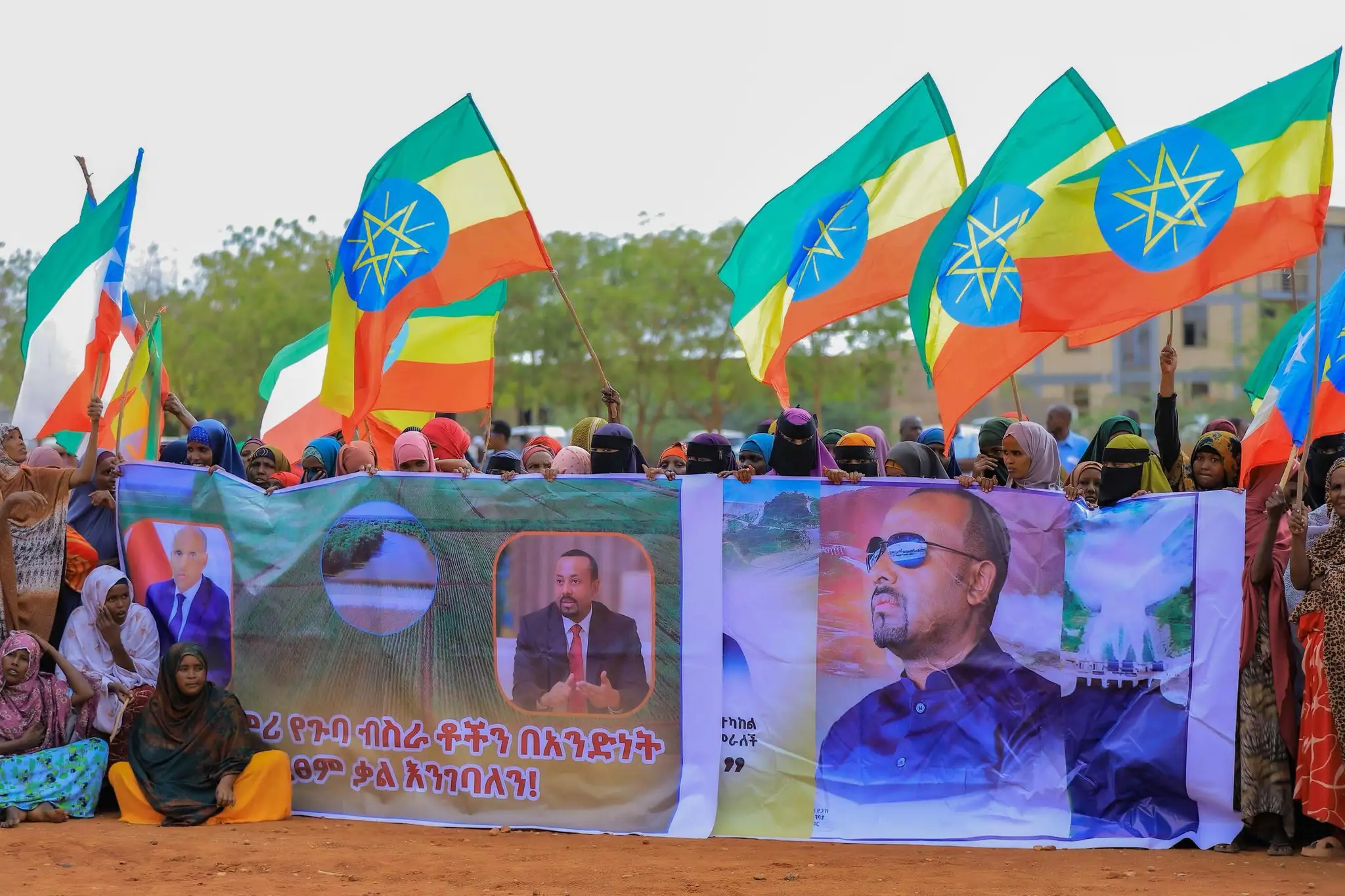 Naannoo Somaalee hiriirri  deeggarsaa bahame