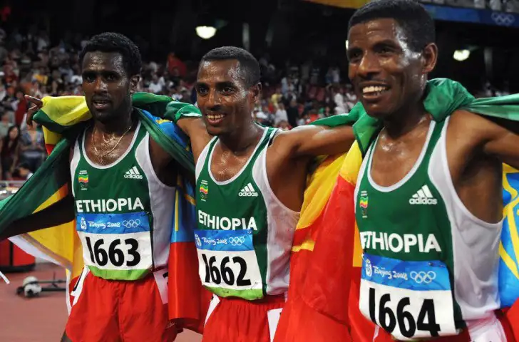የሰንደቅ ዓላማን ክብር በሚገባ የኖሩ ጀግኖች አትሌቶቻችን