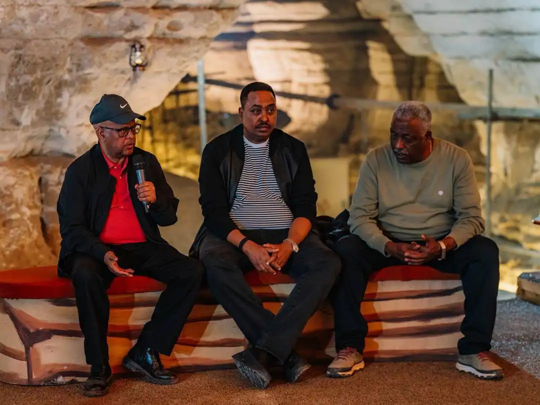 ሰላማችንን ጠብቀን ከሄድን በጣም ብሩህ የሆነ የወደፊት ዕድል እንዳለን ይታየኛል  - ሌተናል ጄኔራል ፃድቃን ገ/ትንሣኤ
