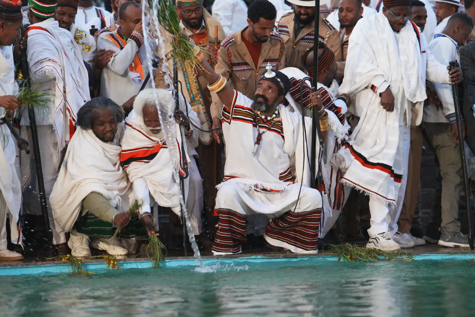 የኢሬቻ ሆረ ፊንፊኔ ‘የኢሬፈና’ /ምስጋና የማቅረብ/ ሥነ-ሥርዓት - (በምሥል) 