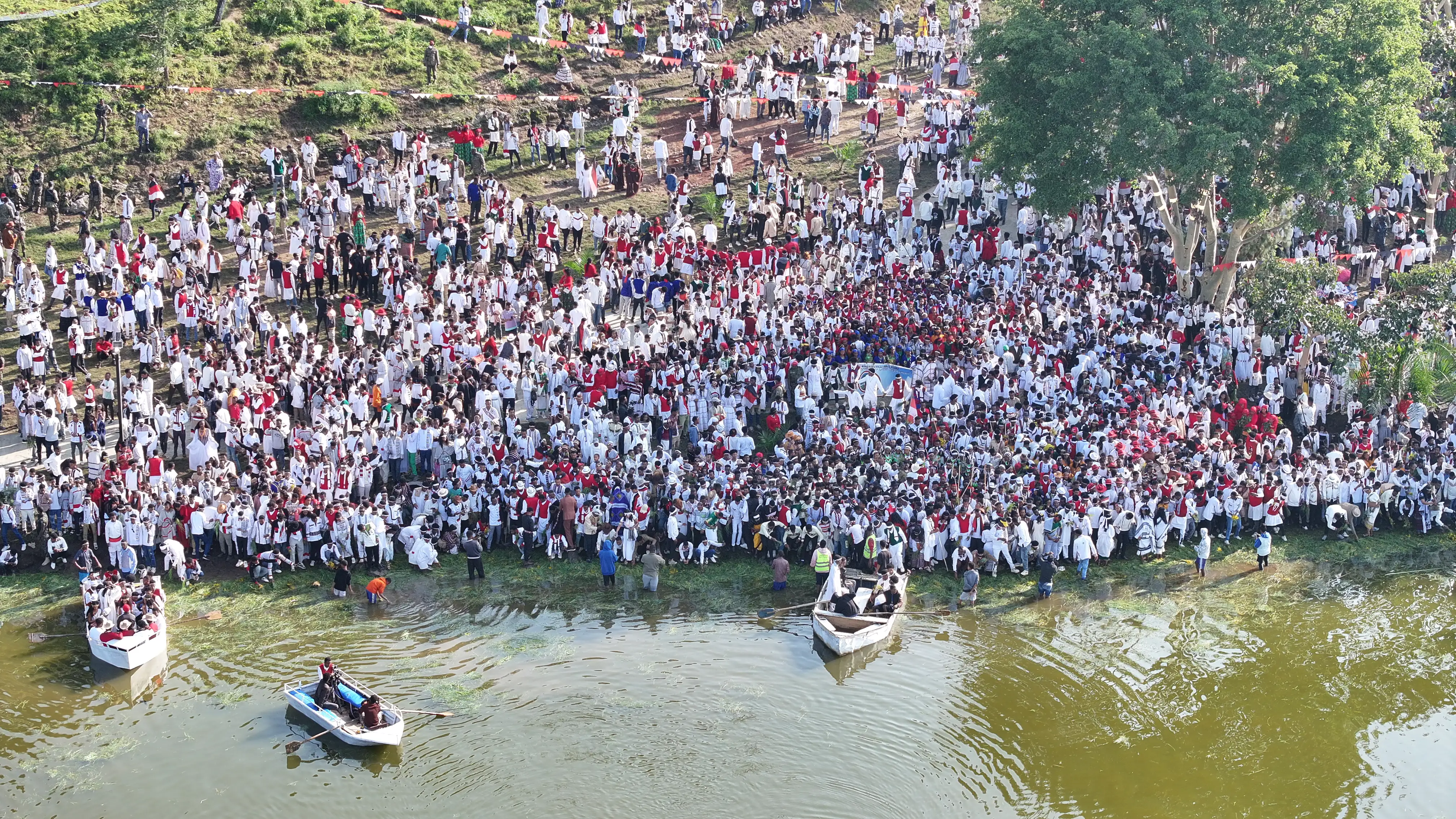 የኦሮሚያ ክልል ርዕሰ መስተዳድር ሽመልስ አብዲሳ የሆረ ሀርሰዴ ኢሬቻ በዓል በድምቀት እንዲከበር አስተዋጽኦ ያበረከቱ አካላትን አመሰገኑ 