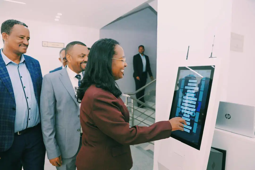 ዜጎች ከደላላ ሰንሰለት ተላቅቀው መንግስት ባዘመነው አገልግሎት ሊጠቀሙ ይገባል፡- ከንቲባ አዳነች አቤቤ