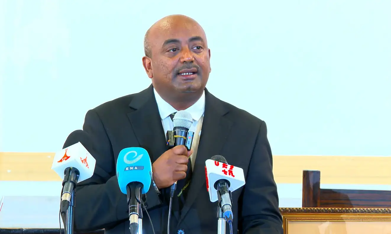 ፕሮፌሰር ላጵሶ ከከፋፋይ ነጠላ ትርክት ይልቅ በአሰባሳቢ የወል ትርክት ላይ ያተኮሩ የምርምር ውጤቶችን ትተውልን አልፈዋል