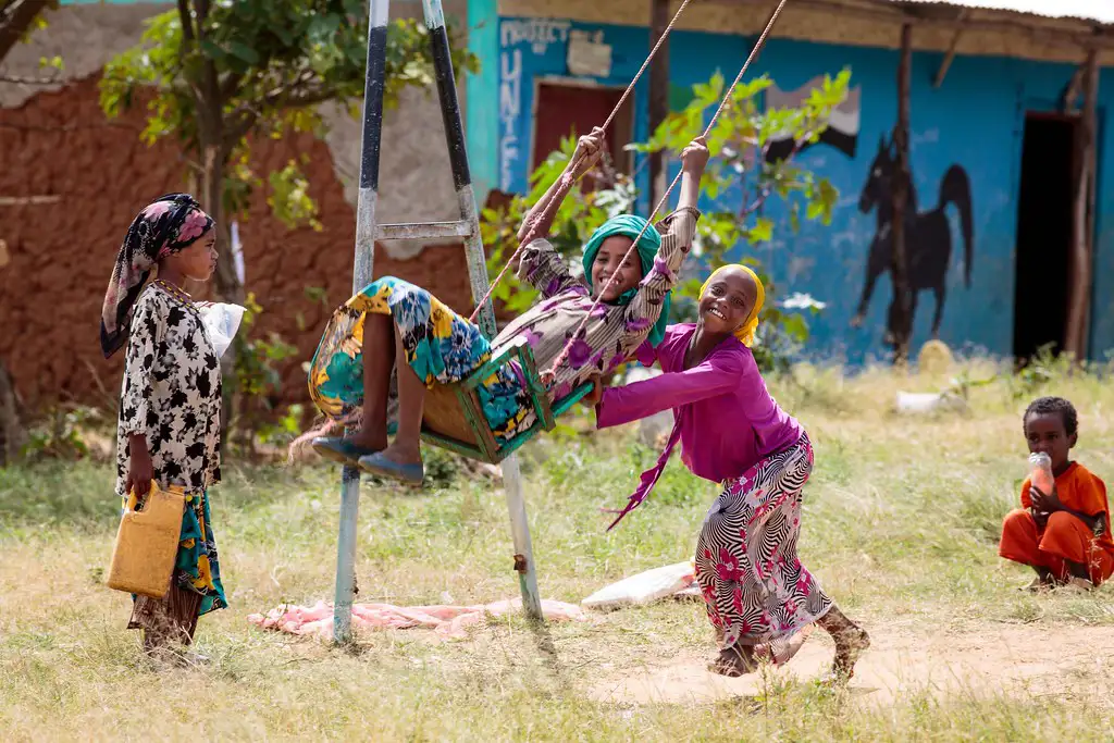 ሕፃናት እና የመጫወት መብታቸው