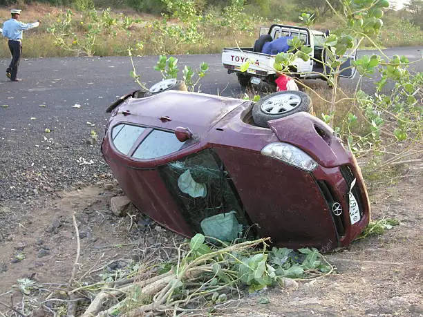 አንድ አሽከርካሪ የግጭት ጉዳት የደረሰበትን ተሽከርካሪውን ወደ ጋራዥ ከመውሰዱ በፊት  ምን ማድረግ ይጠበቅበታል?