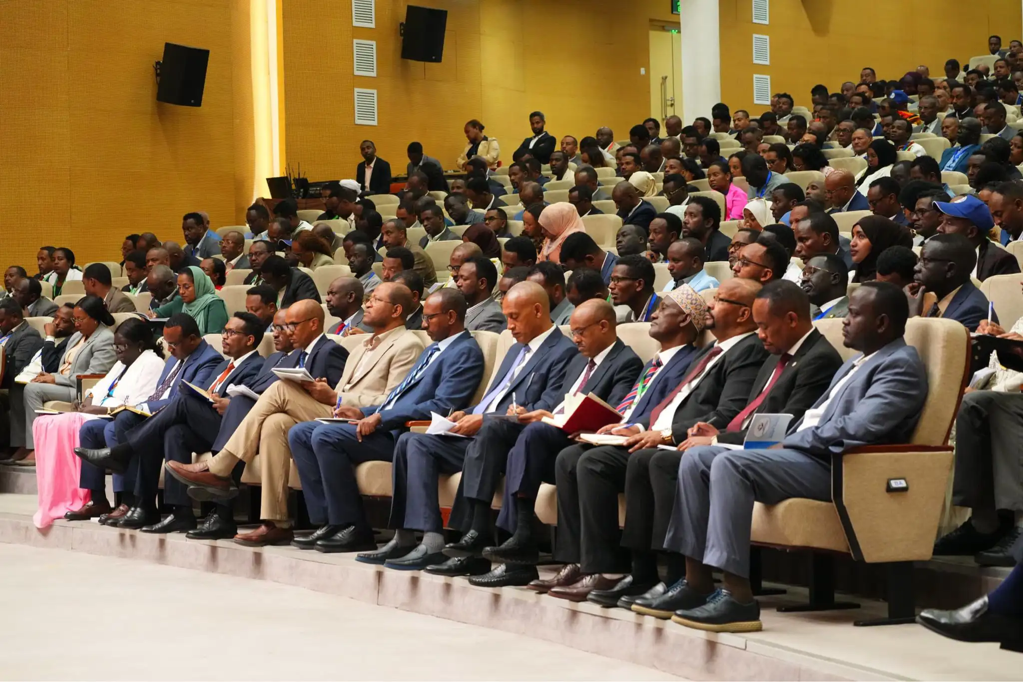 ለብልፅግና ፓርቲ አመራሮች ሲሰጥ የቆየው ስልጠና የፓርቲው ፕሬዚዳንት እና የኢፌዴሪ ጠቅላይ ሚኒስትር ዐቢይ አሕመድ (ዶ/ር) በሰጡት የሥራ መመሪያ ተጠናቀቀ