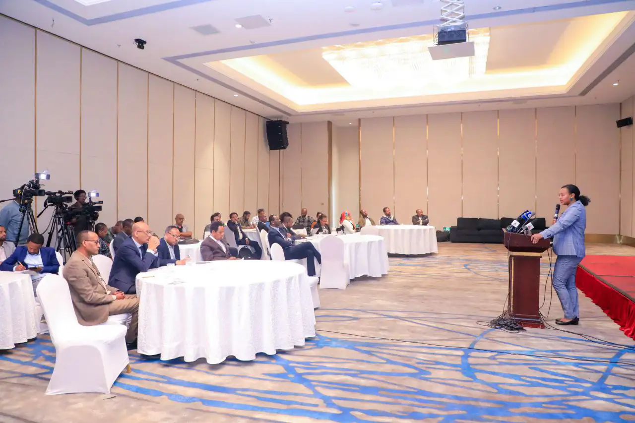 ከጥር 23 ጀምሮ የፕላስቲክ ከረጢቶችን መጠቀምና ማምረት በህግ እንደሚያስቀጣ የአካባቢ ጥበቃ ባለስልጣን አስታወቀ