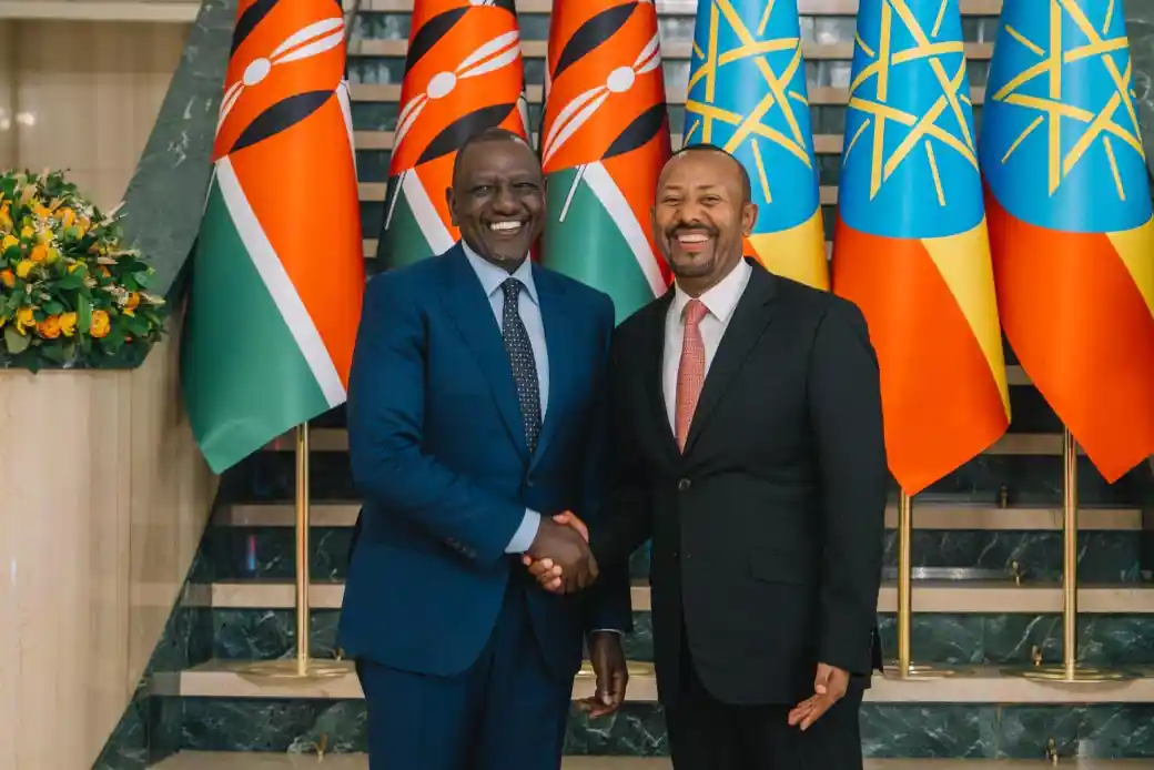 ጠቅላይ ሚኒስትር ዐቢይ አሕመድ (ዶ/ር) ከኬንያ ሪፐብሊክ ፕሬዝዳንት ዊልያም ሩቶ ጋር ተወያዩ