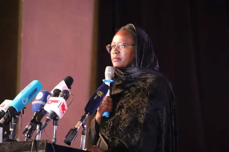 አርቲስት ደበበ እሸቱ  በሙያው ስሙን የተከለ አንጋፋ የመድረክ ሰው ነው ፟ -  የባህልና ስፖርት ሚኒስትር ሸዊት ሻንካ
