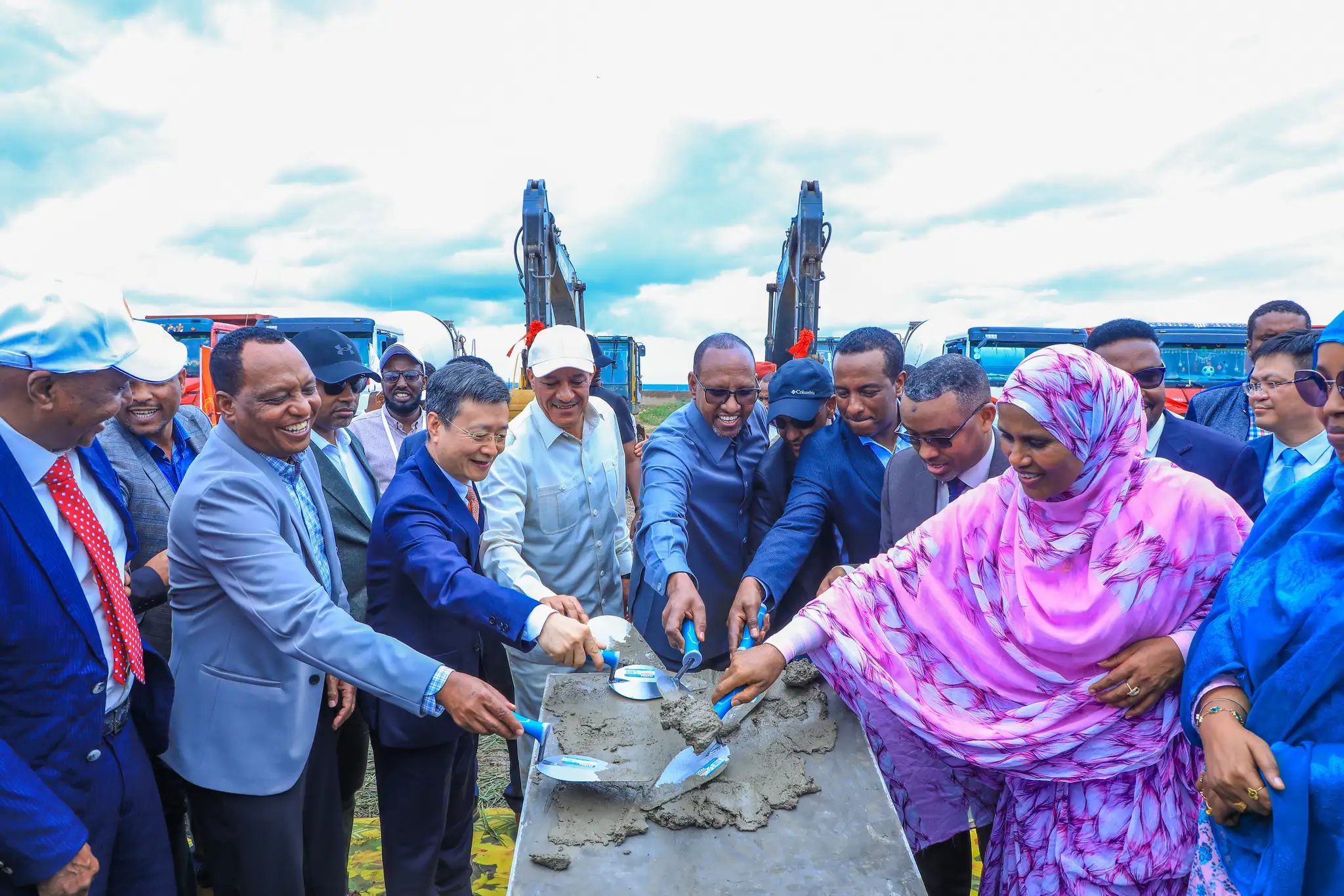 ምክትል ጠቅላይ ሚኒስትር ተመስገን ጥሩነህ የሚኤሶ-ድሬዳዋ የፍጥነት መንገድ ግንባታ ፕሮጀክትን አስጀመሩ