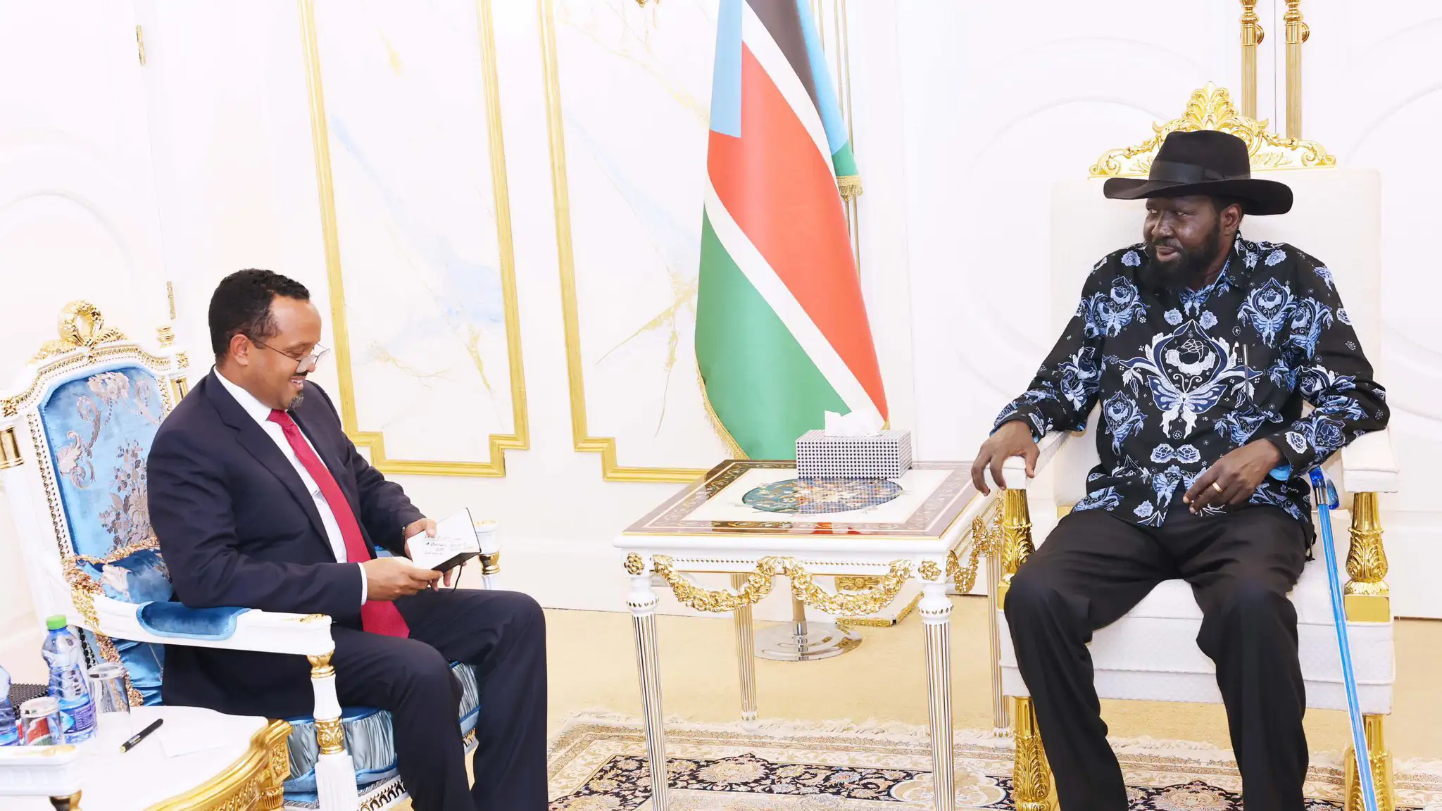 የገንዘብ ሚኒስትር አሕመድ ሽዴ ከደቡብ ሱዳን ፕሬዚዳንት ሳልቫ ኪር ጋር ተወያዩ