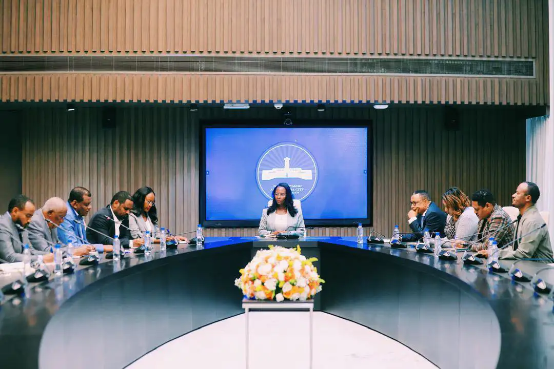 ከንቲባ አዳነች አቤቤ የእግር ኳስ ስፖርትን ማጠናከር በሚቻልበት ሁኔታ ላይ ከዘርፉ አመራሮች ጋር ተወያዩ