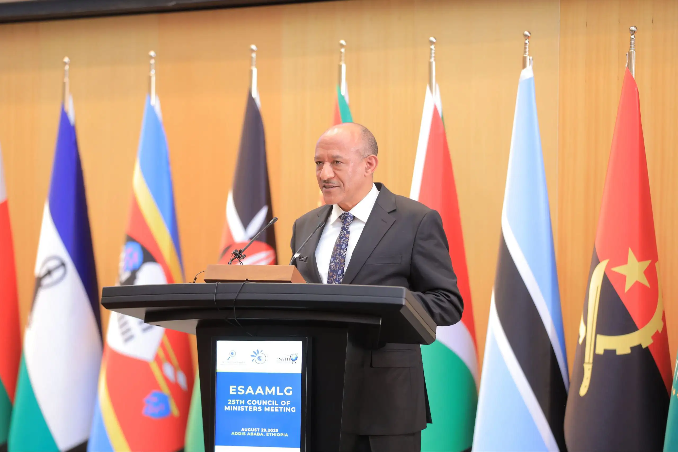 እያንዳንዷ የምትሰረቅ ዶላር የማኀበረሰቡን የልማት ዕድል የምትዘጋ በመሆኗ ወንጀሉን መከላከል ይገባል ፦ ምክትል ጠቅላይ ሚንስትር ተመስገን ጥሩነህ