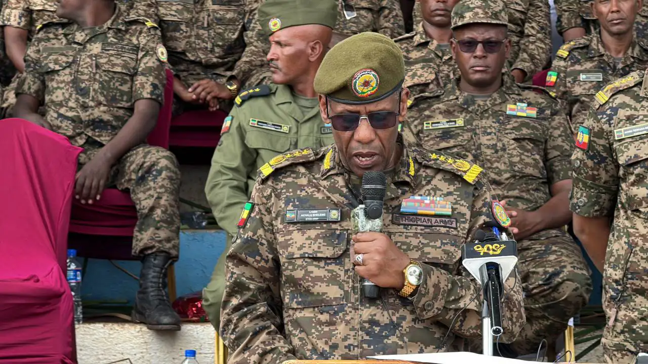 ውትድርና ራሳቸውን ለሀገርና ለህዝብ አሳልፈው ለመስጠት ፈቃደኛ በሆኑ ዜጎች ላይ የተመሠረተ የከበረ ሞያ ነው፦ ሌተናል ጄነራል ሀጫሉ ሸለመ