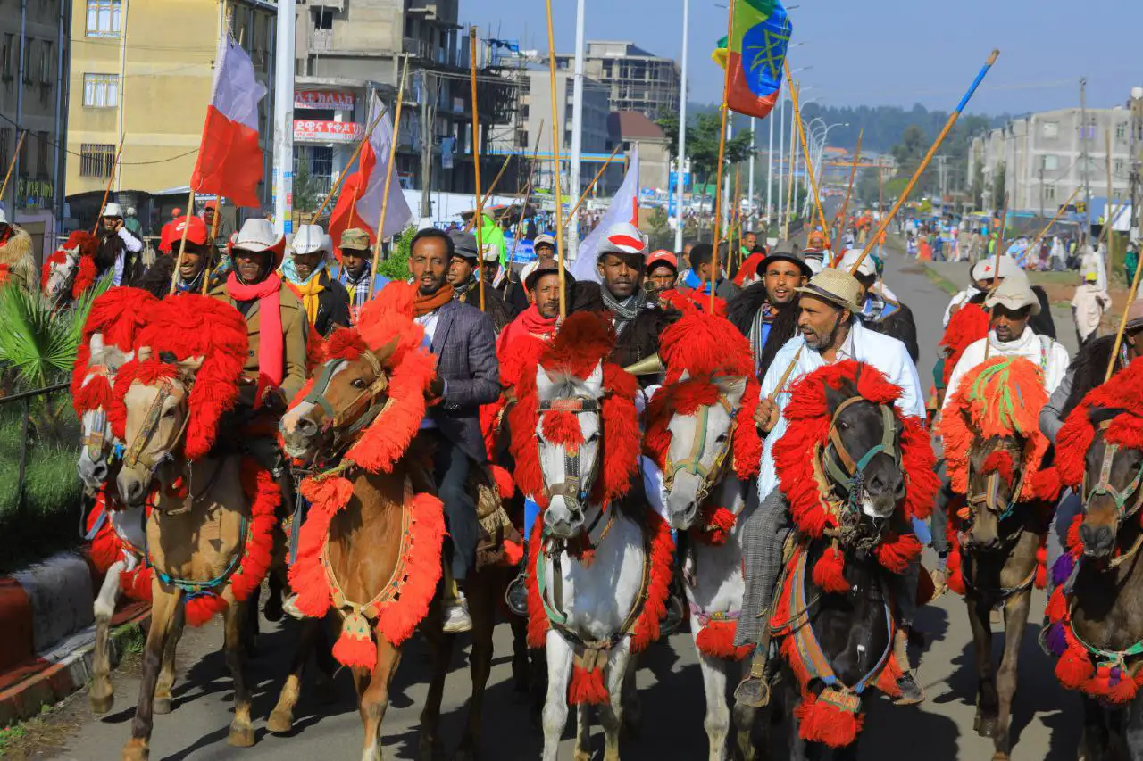 በአማራ ክልል በእንጅባራ እና በአካባቢው ሕዝብ ለታላቁ የኢትዮጵያ ሕዳሴ ግድብ ታላቅ ሕዝባዊ የድጋፍ ሰልፍ - በምስል