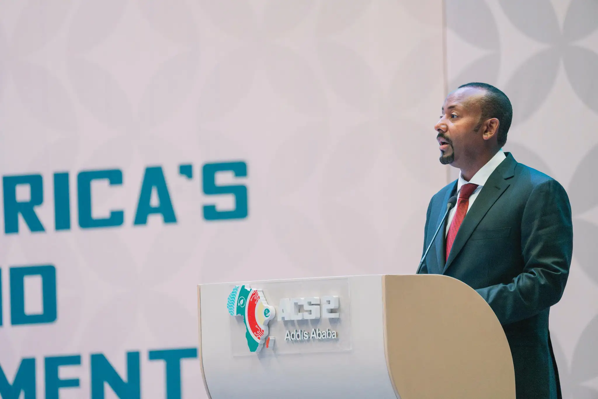 Afrikaan jijjiirrama qilleensaatiin miidhamtuu  qofa osoo hin taane, ardii furmaataati -Ministira Muummee Abiyyi Ahimad (PhD)