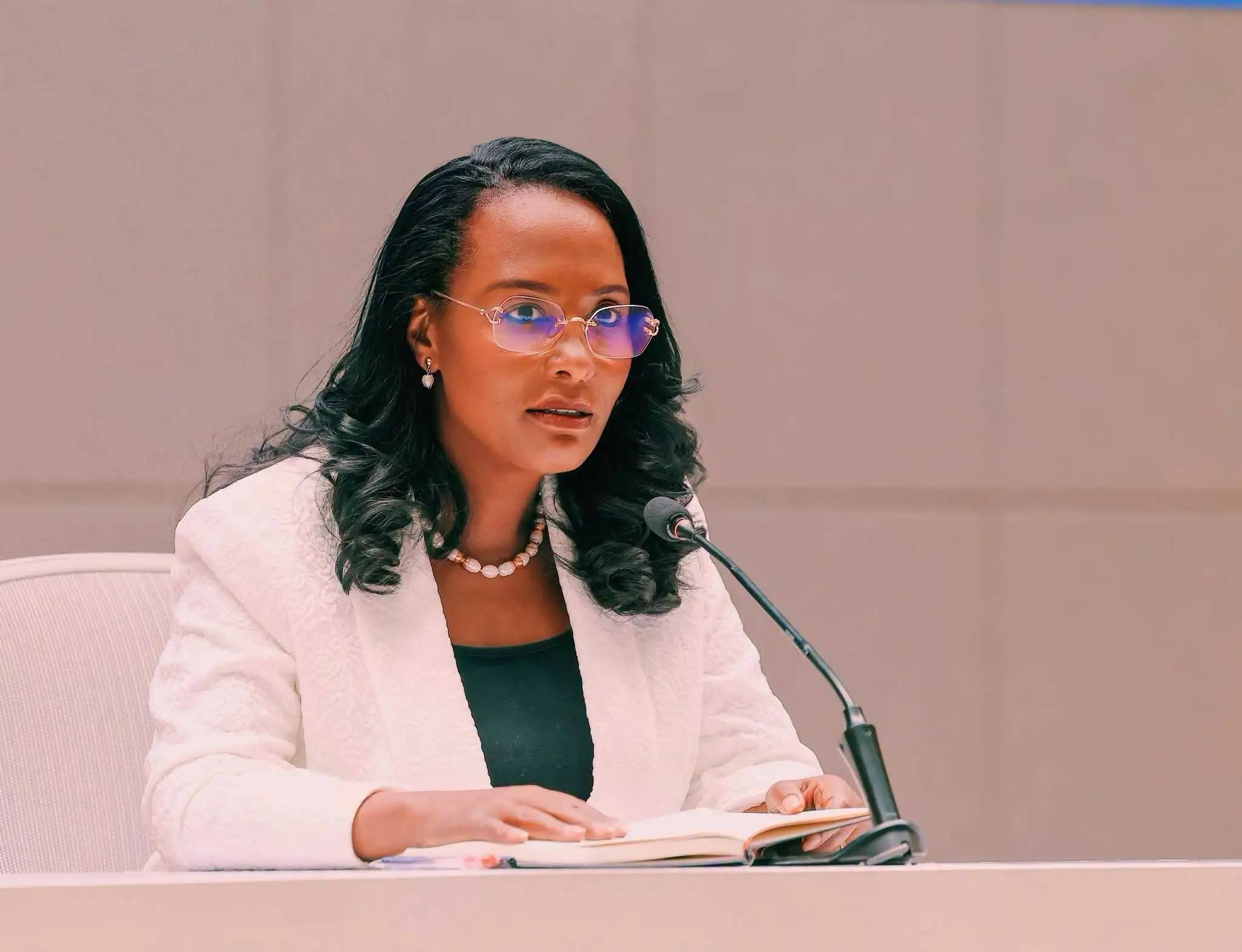 "የሕዝብን ጥቅም የሚያስቀድም፣ የዜጎችን ክብር የሚጠብቅ እና ተጨባጭ ውጤት የሚያመጣ ሥራ እንሠራለን" - ከንቲባ አዳነች አቤቤ
