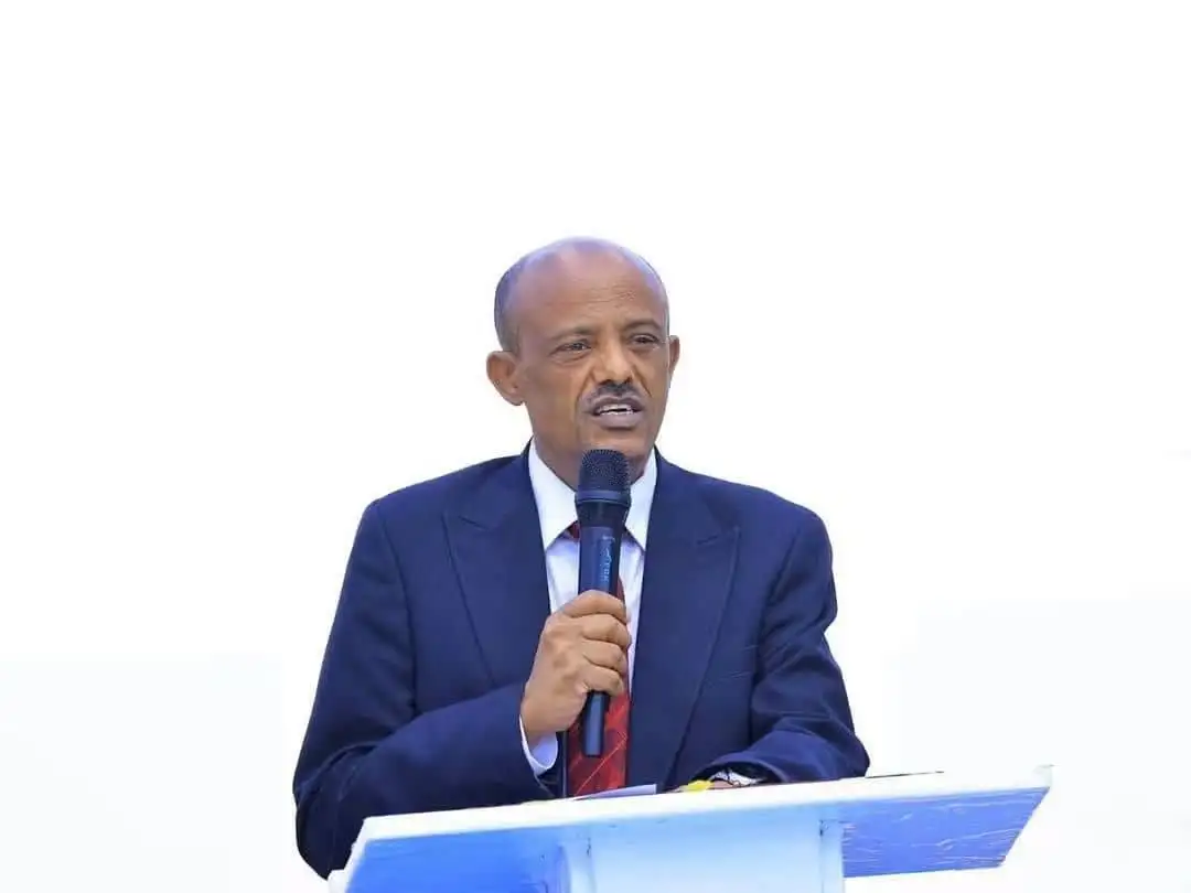 የመደመር መንግስት ያደሩ ፕሮጀክቶችን ባልሰሩባቸው ተቋማት እና ግለሰቦች ላይ ሳያሳብብ ፣ እዳዎችን የማረም ስራ ይሰራል፡- የአማራ ክልል ርዕሰ መስተዳድር አቶ አረጋ ከበደ