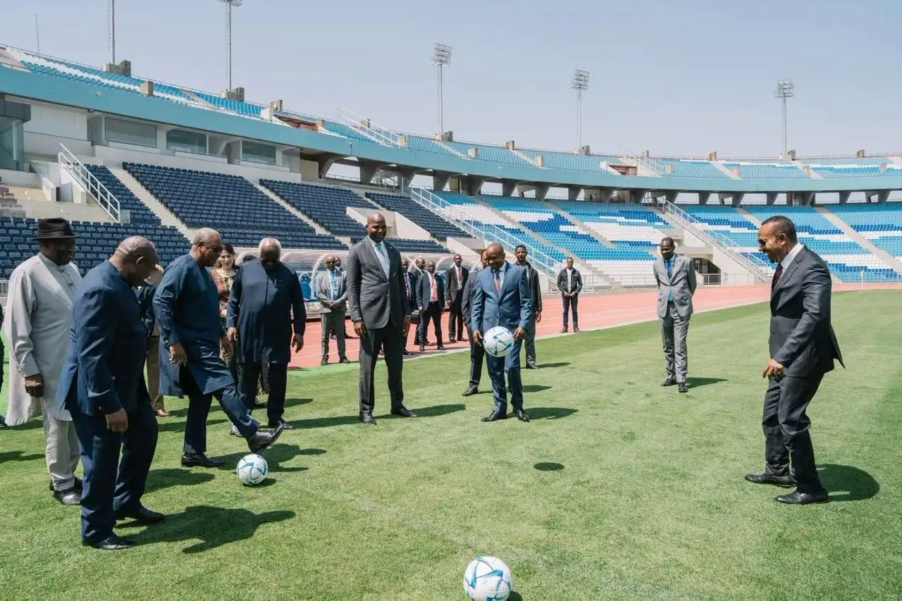 ጠቅላይ ሚኒስትር ዐቢይ አሕመድ (ዶ/ር) ከጣና ፎረም ተሳታፊ መሪዎች ጋር በባሕርዳር ስታዲየም ጉብኝት አድርገዋል