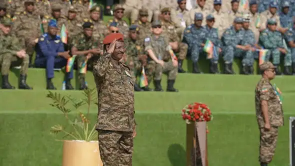 ኢፌዴሪ የጦር ኃይሎች ጠቅላይ ኢታማዦር ሹም ፊልድ ማርሻል ብርሀኑ ጁላ 119ኛው የመከላከያ ሠራዊት ቀንን አስመልክቶ የተዘጋጀውን አውደርእይ አስጀምረዋል
