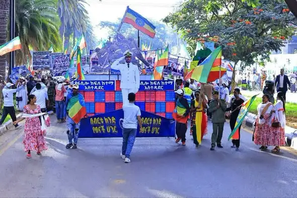 በባሕር ዳር ከተማ ለጀግናው የሀገር መከላከያ ሠራዊት እየተካሄደ በሚገኘው ታላቅ ሕዝባዊ የድጋፍ ሰልፍ ላይ ከተሰሙ መልዕክቶች መካከል