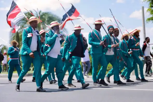 ውቢቷ ቢሾፍቱ ነገ ለሚካሄደው የሆረ ሀርሰዲ ኢሬቻ በዓል እንዲህ ደምቃለች