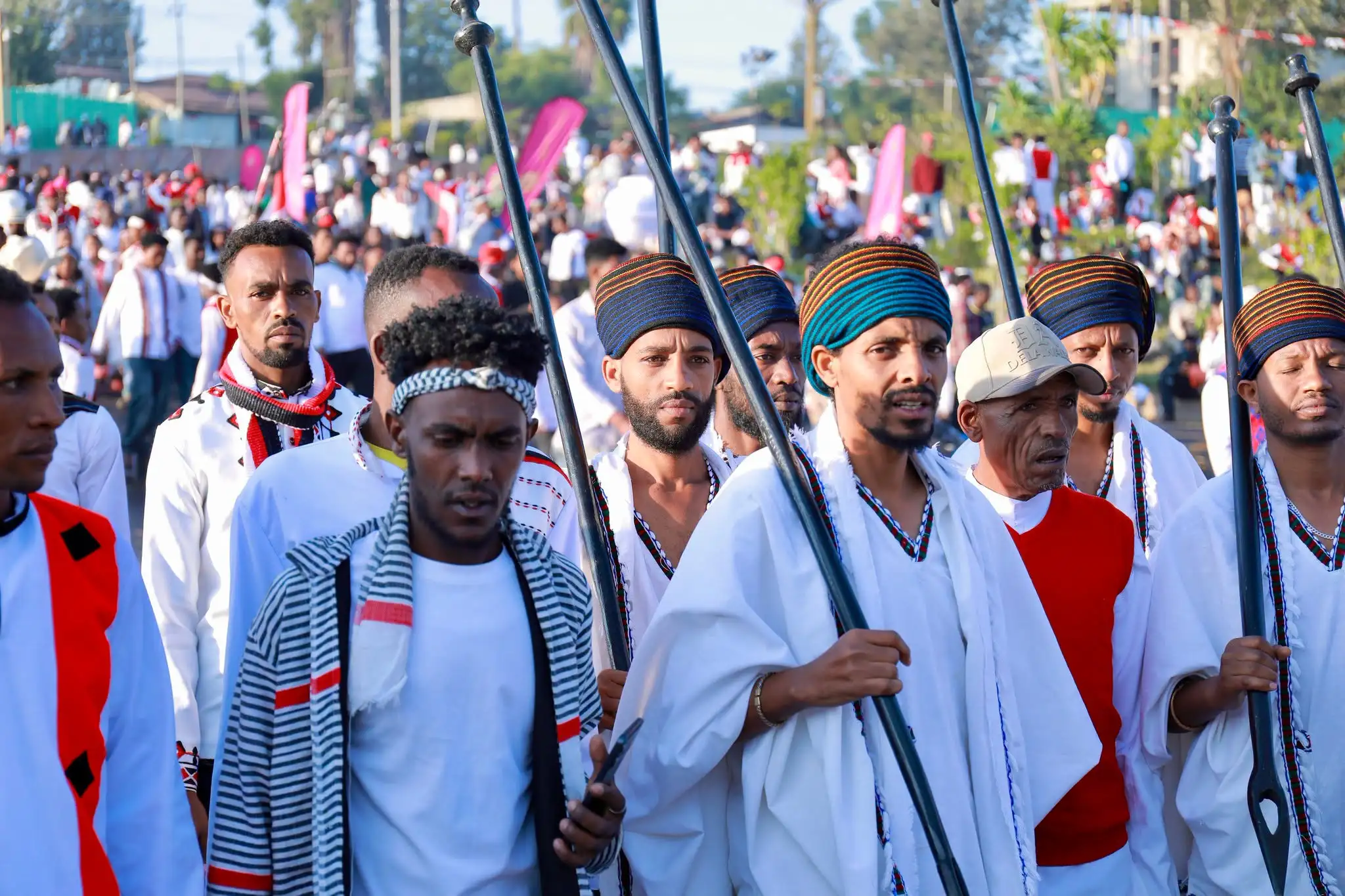 የሆረ ሀርሰዴ ኢሬቻ በዓል አከባበር ድምቀት የሆኑት ቄሮዎች እና ቀሬዎች