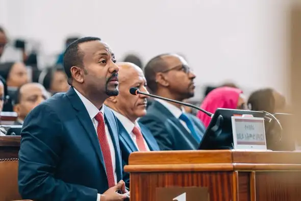 የመደመር ቀይ መስመሮች፡- ከሥልጣን ምቾት ወደ ሕዝብ አገልጋይነት