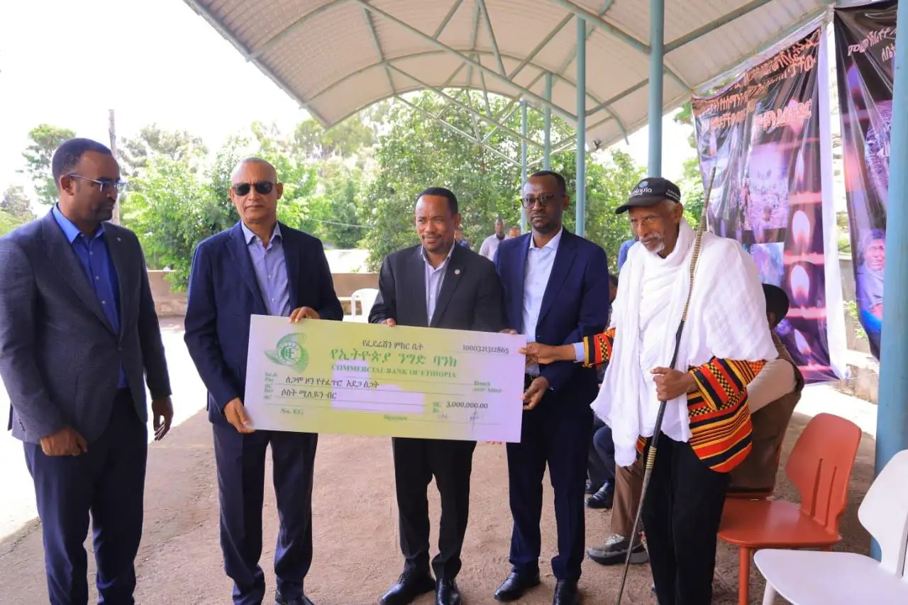 የፌዴሬሽን ምክር ቤት እና የፍትሕ ሚኒስቴር በጋሞ ዞን በመሬት መንሸራተት ለተጎዱ ወገኖች ድጋፍ አደረጉ