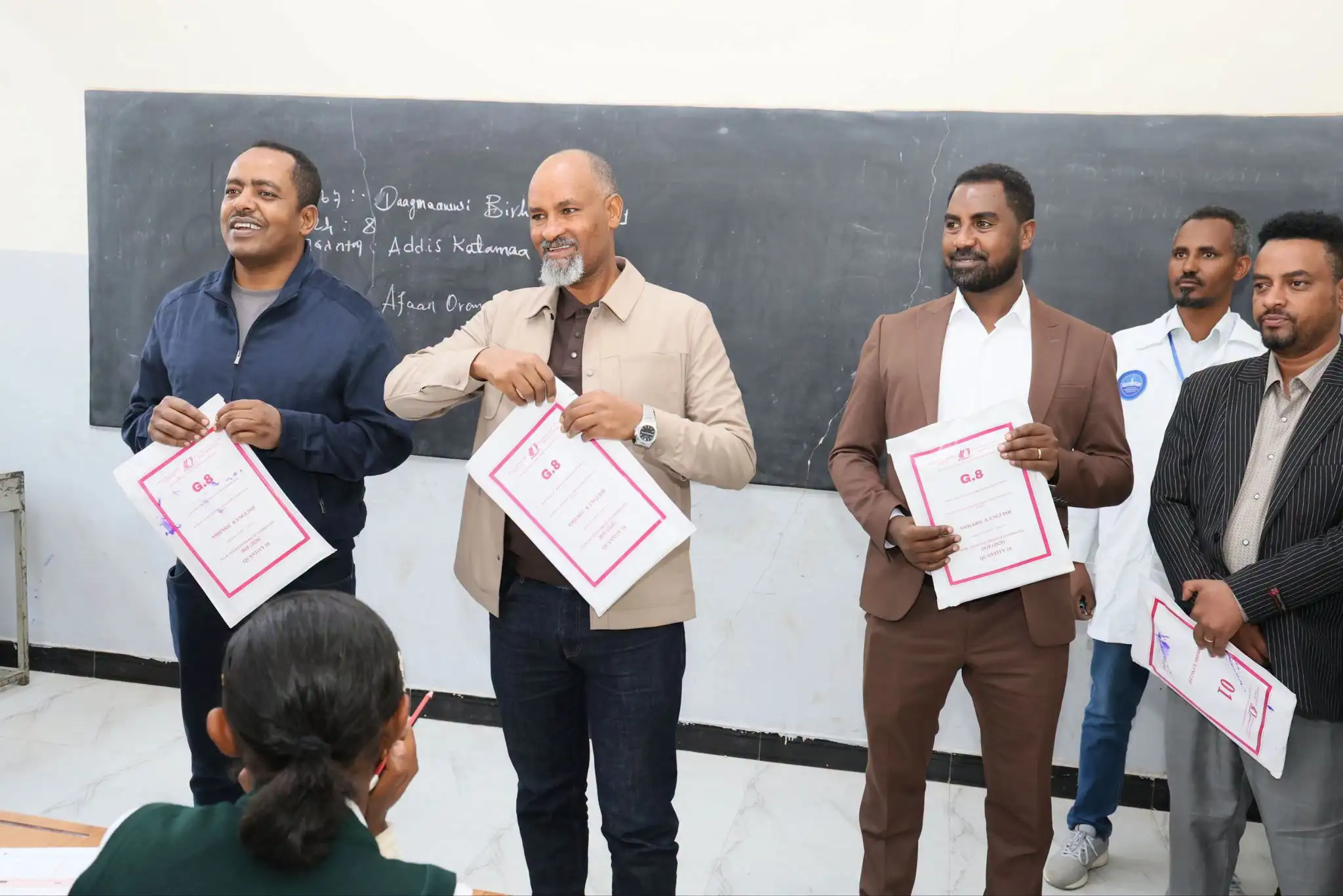 በአዲስ አበባ የ8ኛ ክፍል ከተማ አቀፍ ፈተና መሰጠት ጀመረ
