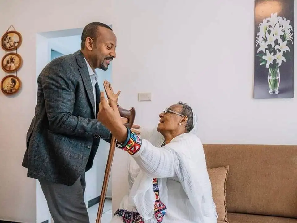ከአዋሬ ደሳሳ ጎጆ እስከ መላው ኢትዮጵያ፡ የሕይወት ቅኝትን የቀየረው የክረምት በጎ ፈቃድ ንቅናቄ