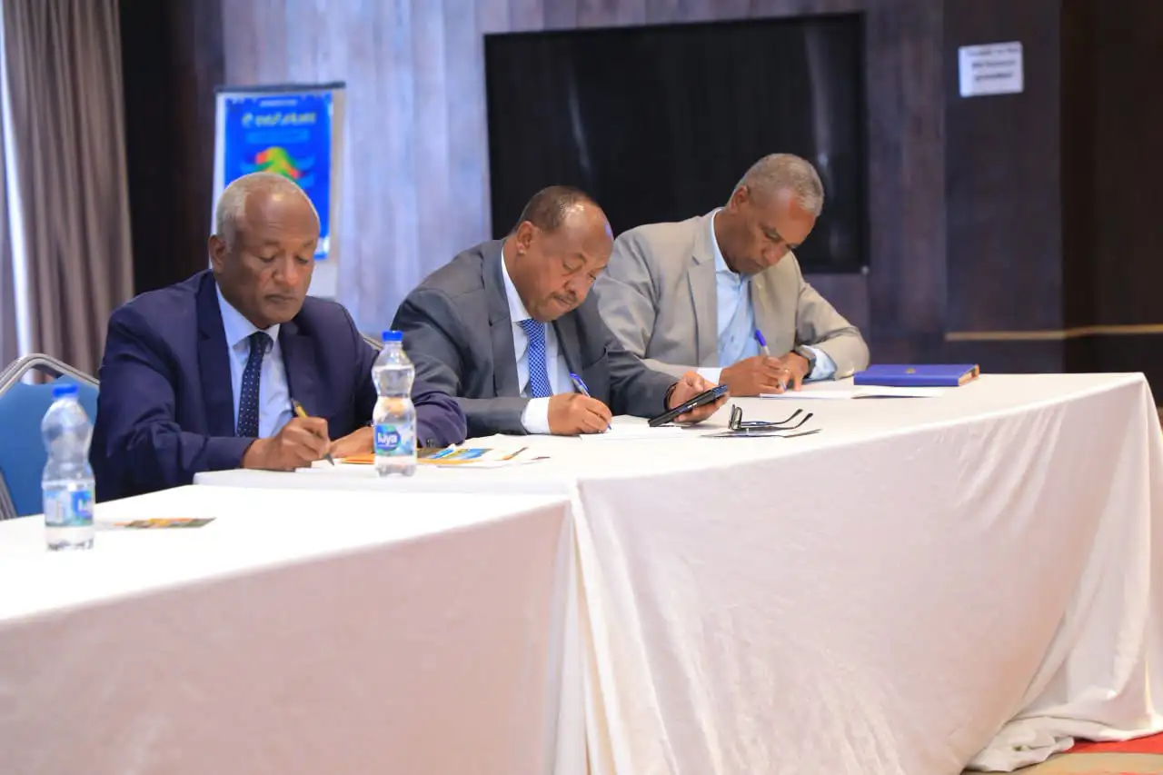 "ምክክር ሀሳብ የሚያሸንፍበት እንጂ የሰዎች ውድድር አይደለም"፤ ኮሚሽኑ ከሚዲያ አመራሮች ጋር ምክክር አደረገ
