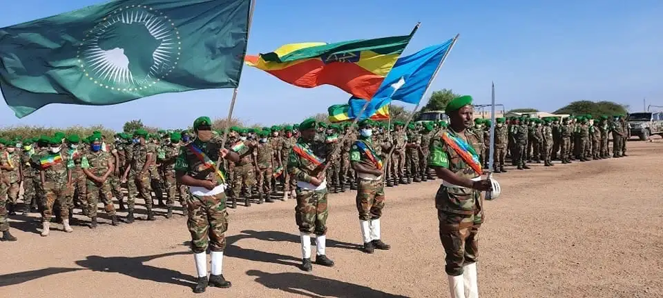 ከፖለቲካ ሽኩቻ የላቀው የጋራ ተቋማችንን እናክብር