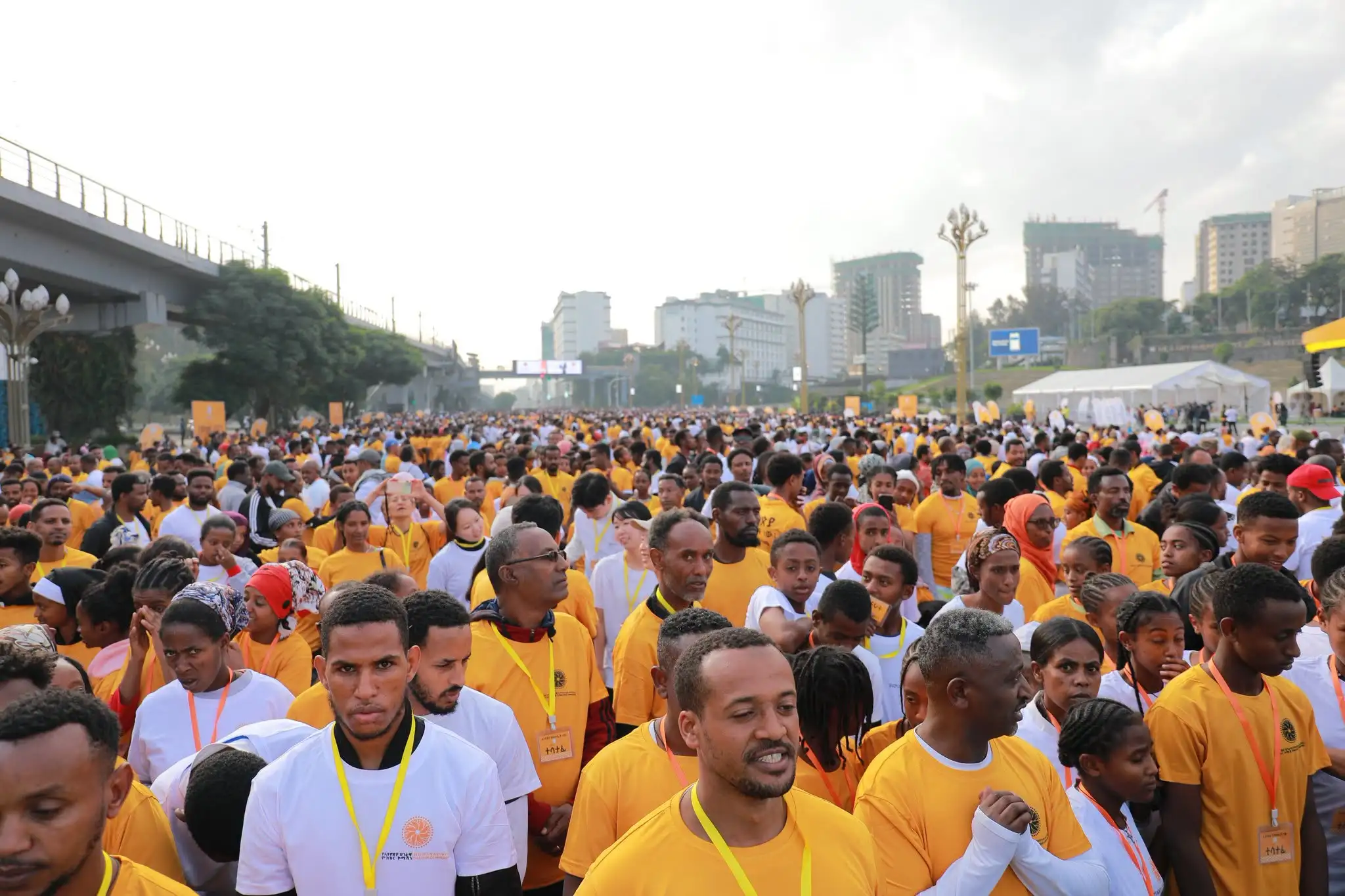 “ኢትዮጵያ እየመከረች ነው” የጎዳና ላይ ሩጫ በአዲስ አበባ እየተካሄደ ነው