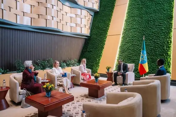 ጠቅላይ ሚኒስትር ዐቢይ አሕመድ (ዶ/ር) ከአውሮፓ ሕብረት የውጭ ጉዳይና የደኅንነት ፖሊሲ ከፍተኛ ተወካይ ጋር ተወያዩ