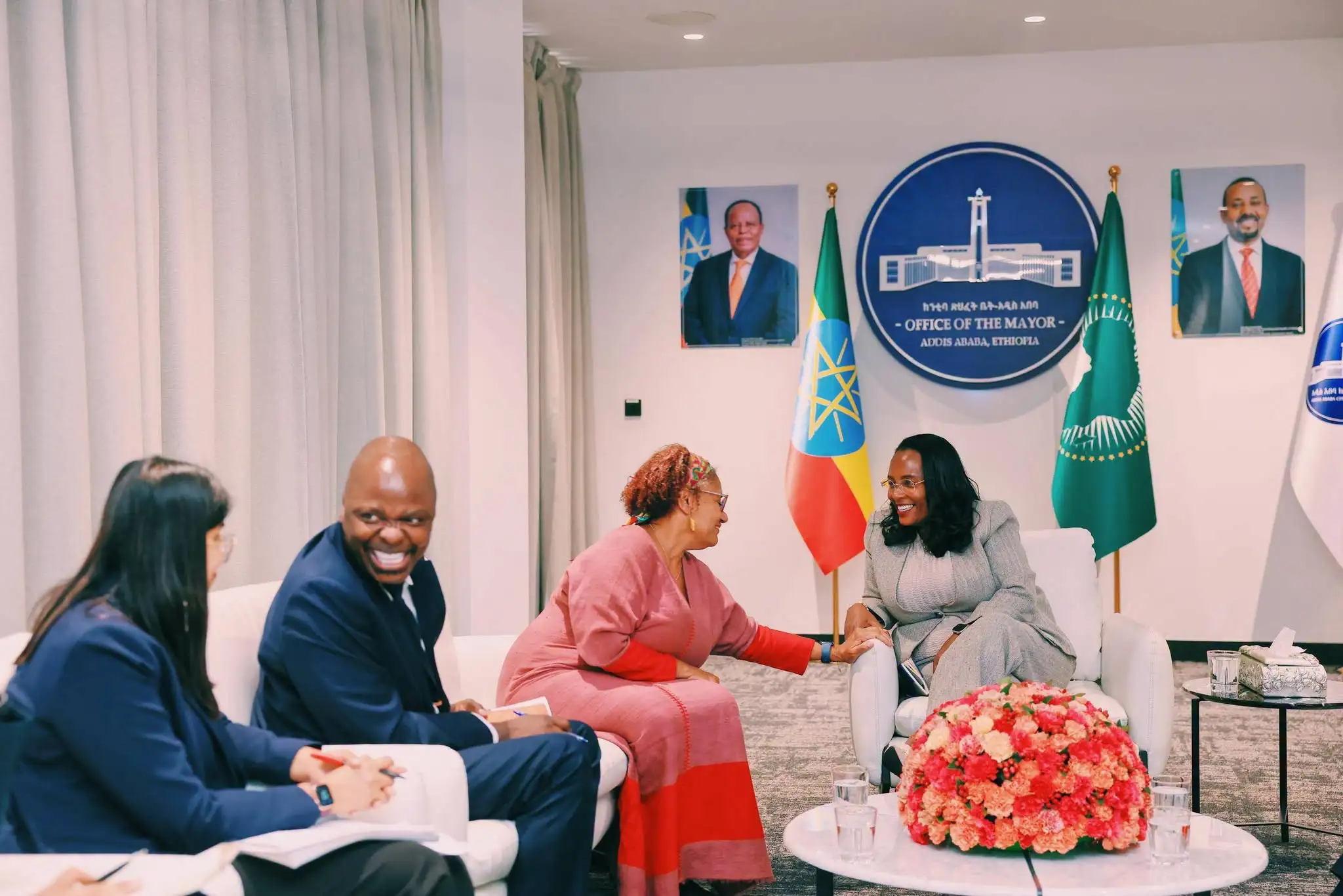 የጭስ አልባ ትራንስፖርት ዘርፍን ለማስፋፋት ከዓለም ባንክ ጋር በአጋርነት ለመሥራት ተስማምተናል - ከንቲባ አዳነች አቤቤ