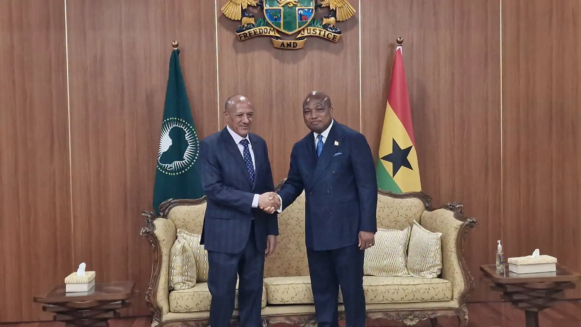 ምክትል ጠቅላይ ሚኒስትር ተመስገን ጥሩነህ በአፍሪካ ኅብረት አስቸኳይ የጤና ጉባኤ ላይ ለመሳተፍ ጋና ገቡ