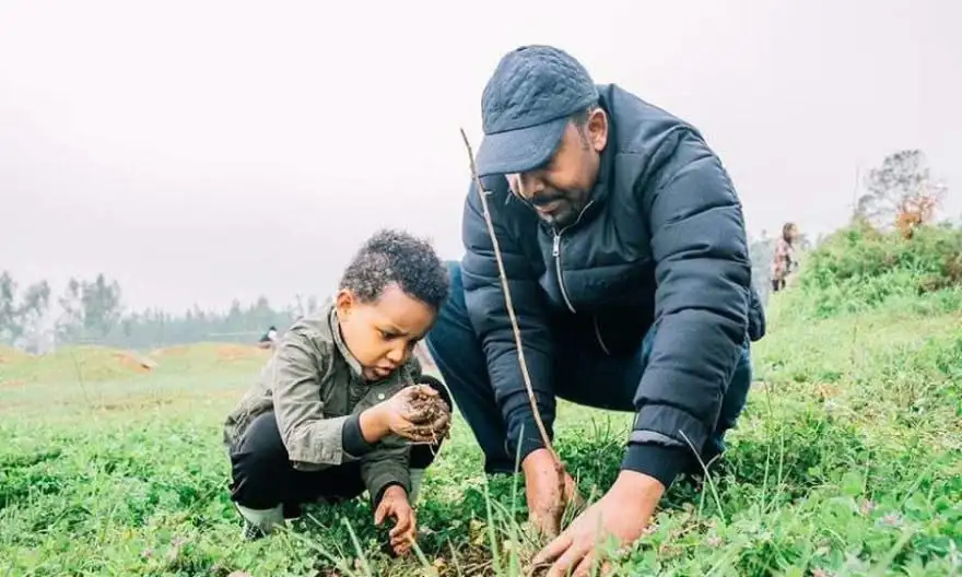 ምድራችንን እንታደግ፡ ታሪክን የሚቀይረው የአረንጓዴ ዐሻራ
