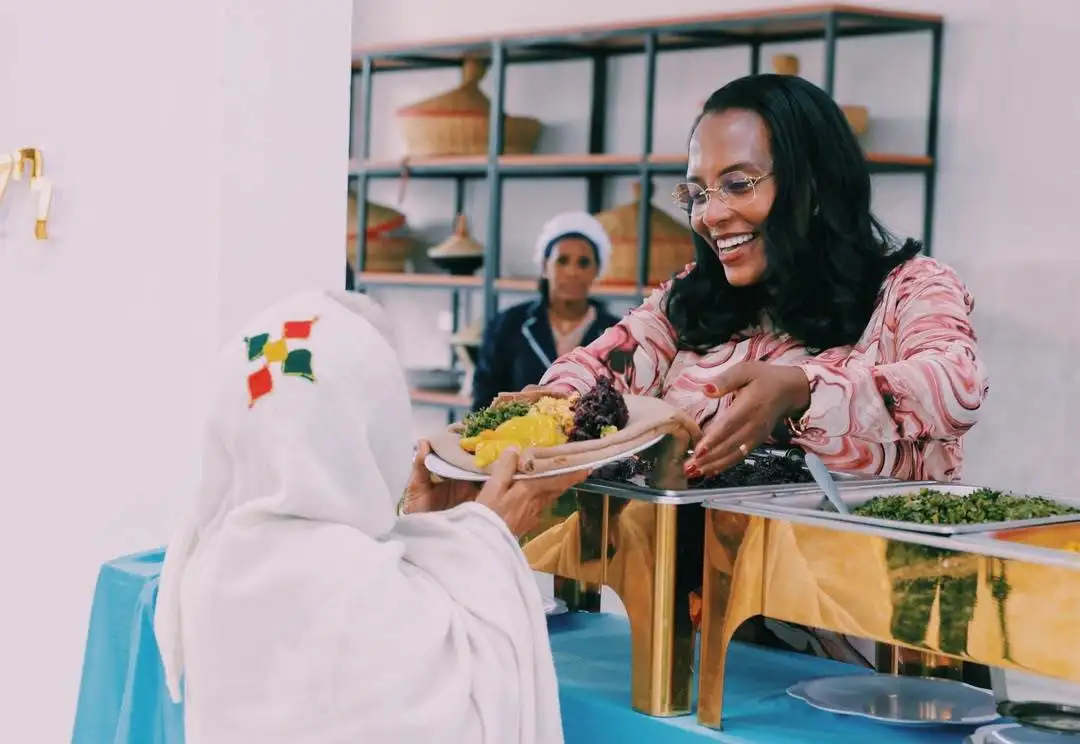 ከንቲባ አዳነች አቤቤ 30ኛው የተስፋ ብርሃን የምገባ ማዕከልን በለሚ ኩራ ክፍለ ከተማ መርቀው ከፈቱ