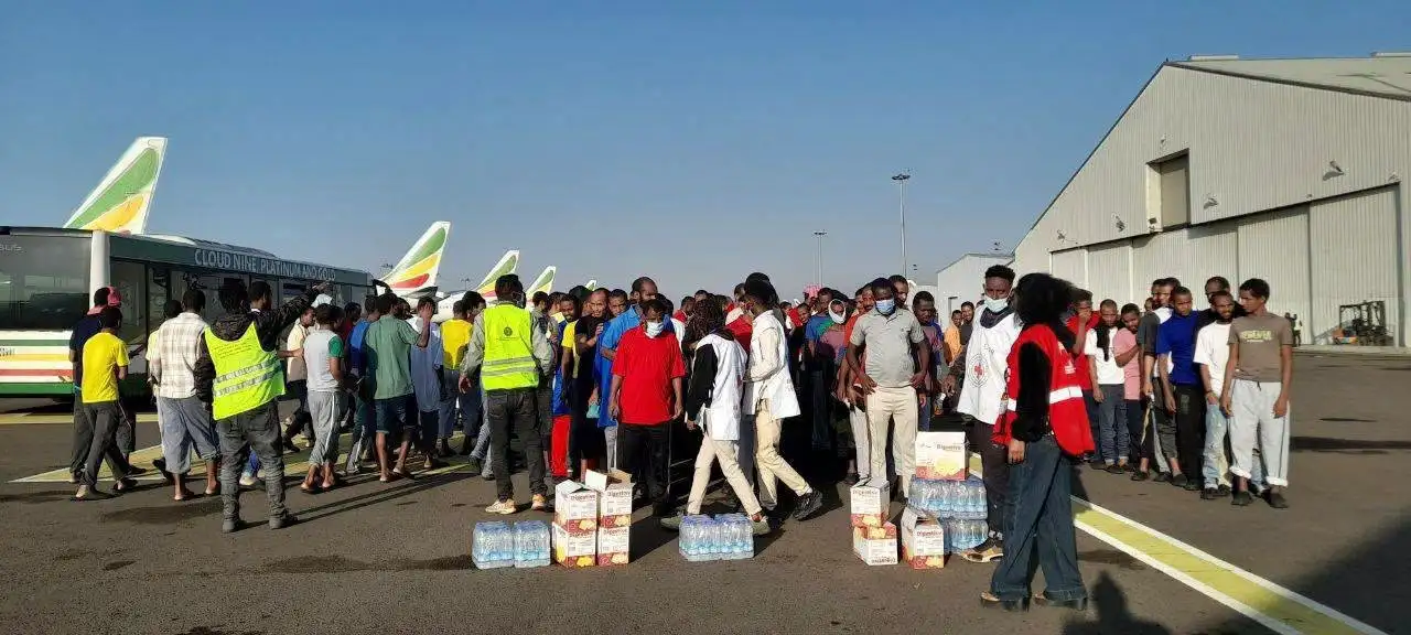 በሳዑዲ ዓረቢያ በአስቸጋሪ ሁኔታ ውስጥ የነበሩ 1 ሺህ 708 ኢትዮጵያውያን ተመለሱ