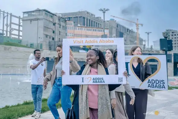 የኦክስፎርድ ዩኒቨርሲቲ የድህረ ምረቃ ተማሪዎች በአዲስ አበባ የተለያዩ የቱሪዝም መዳረሻዎችን ጎበኙ