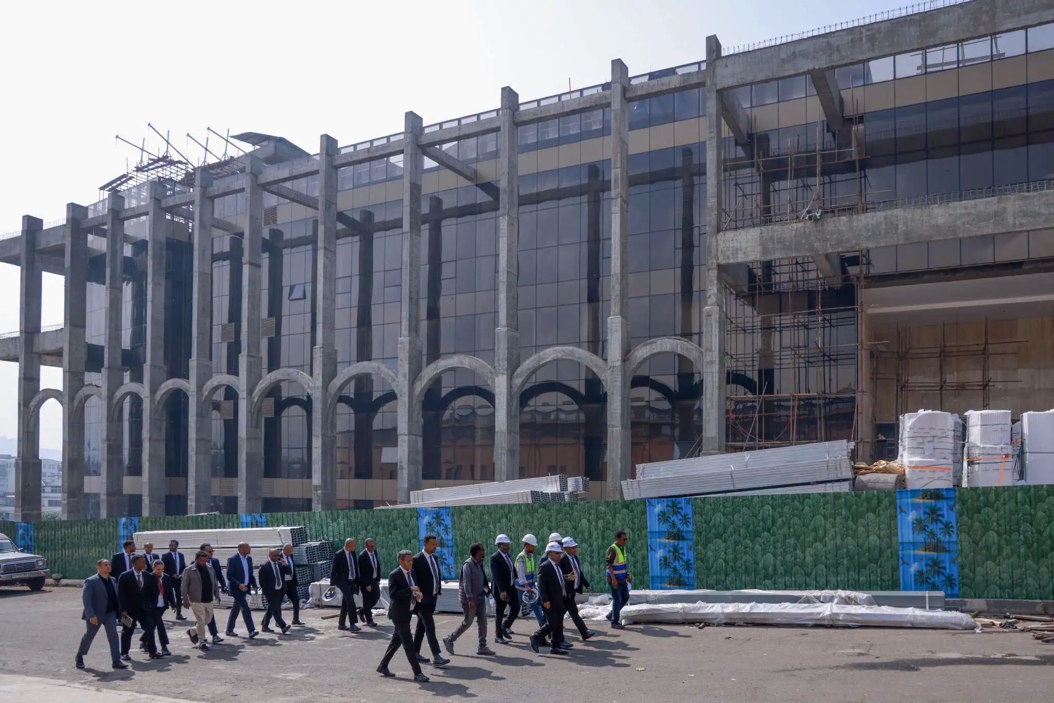 ‘አራዳ ሌግዠሪ ሞል’ በተያዘለት የጊዜ ሰሌዳ በጥራት እንዲገነባ በቁርጠኝነት እንሠራለን፦ አቶ አቤ ሳኖ