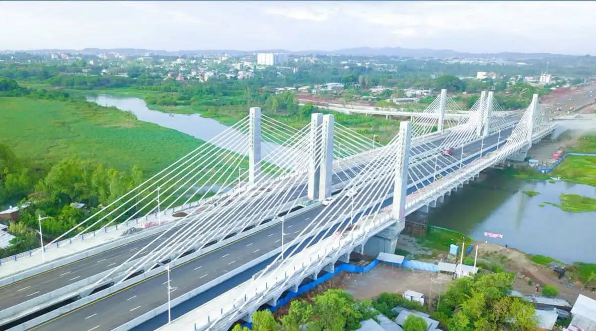 የልማት ደም ሥር እና የአህጉራዊ ውህደት ማሳያ የኢትዮጵያ የመንገድ መሠረተ ልማት እመርታ፣ አገራዊ ተስፋ እና የቀጣናው የኢኮኖሚ ትስስር ምዕራፍ
