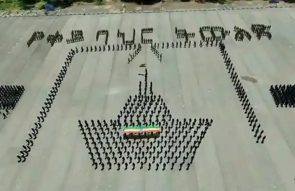 ጨለማውን የገፈፈው ባለራዕይ፦ የትውልዱ ልሳን