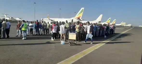 በሳዑዲ ዓረቢያ በአስቸጋሪ ሁኔታ ውስጥ የነበሩ1ሺህ 672 ኢትዮጵያውያን ወደ ሀገራቸው ተመለሱ