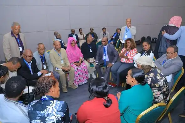 አማካዩን መንገድ መፈለግ፡ ሀገራዊ ምክክሩ እና የኢትዮጵያ አዲስ ተስፋ