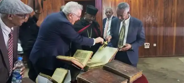 17ቱ ጥንታዊ የብራና መጻሕፍት ወደ ሀገር ቤት ተመልሰው ለባለቤቶቻቸው ተሰጡ